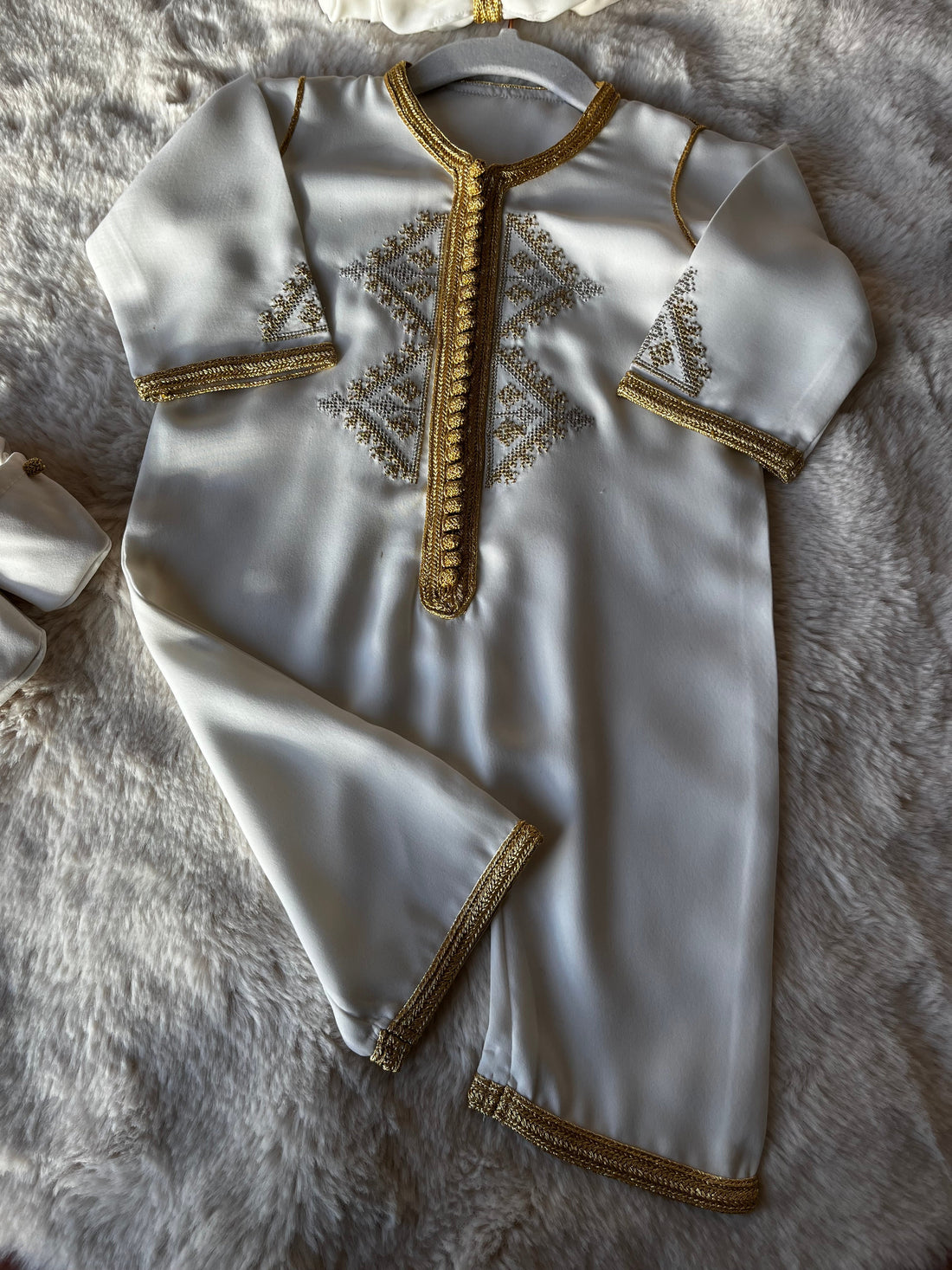 Grenouillère brodée Safia or