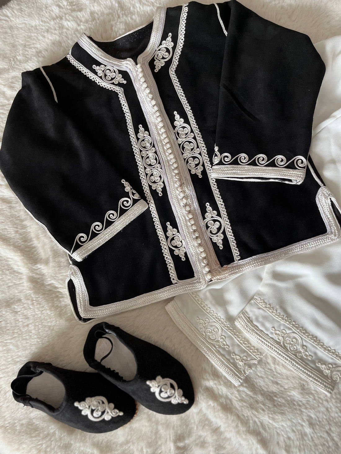 Jabador Ismael daim noir + babouches