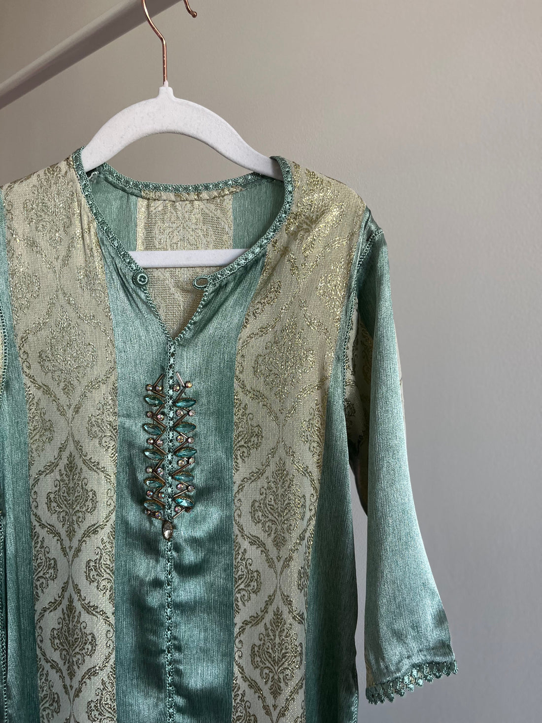 Caftan jawhara perlé