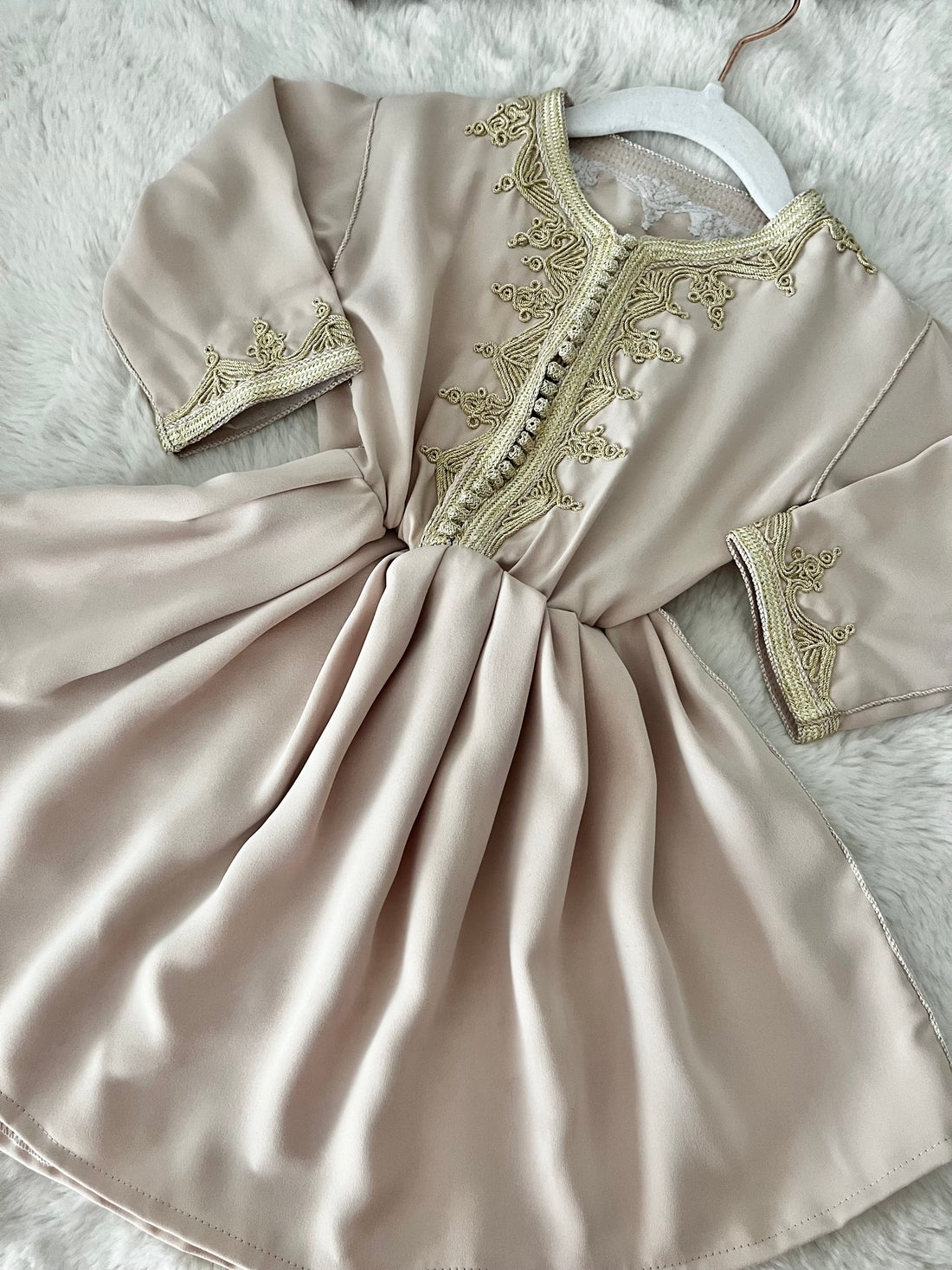 Robe Caftan Kahina nude sfifa cartier