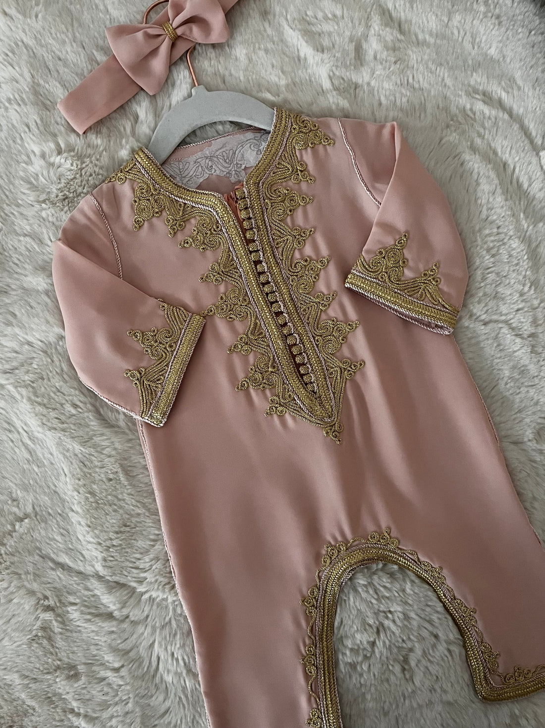 Grenouillère Kahina rose bébé